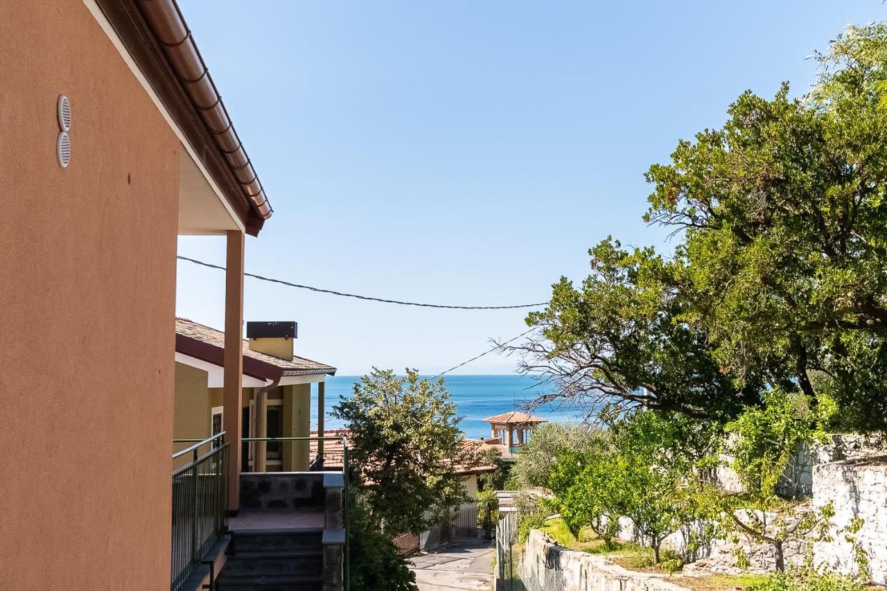 Cavi Sea View Apartment Lavagna Exterior foto